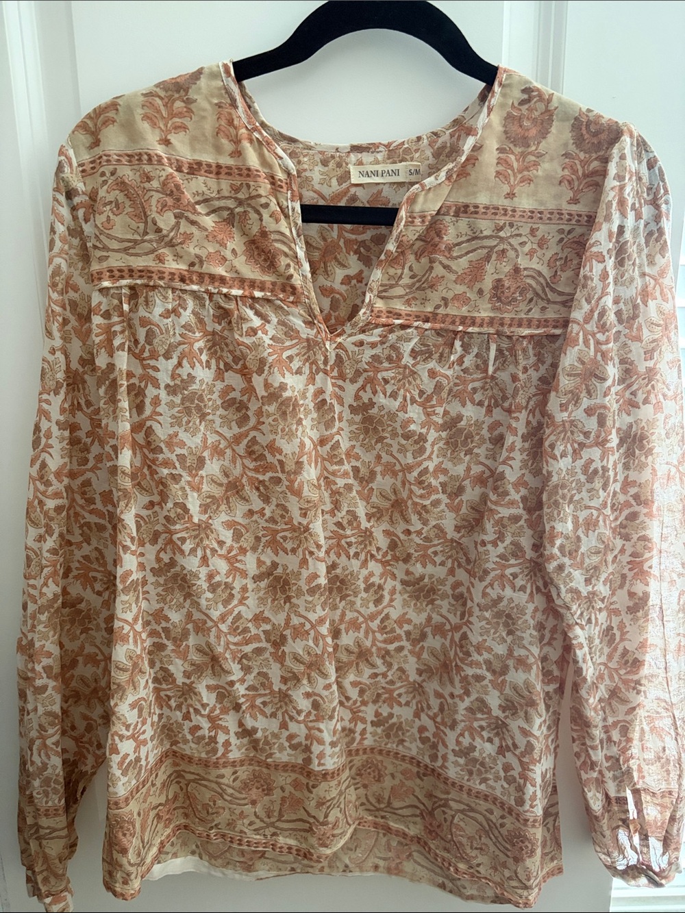 Nani Pani Women's Cream and Rust Floral Long-Sleeve Blouse